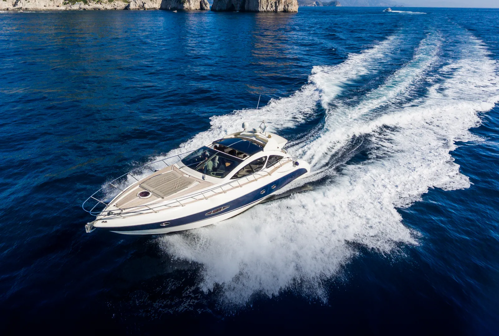 Azimut Atlantis 55